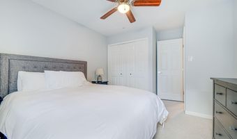4005 KLOMAN St, Annandale, VA 22003