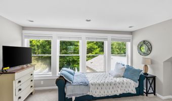1486 Washington St, Bath, ME 04530