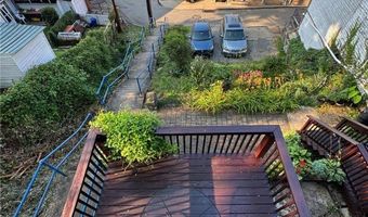 2701 Mission St 1, Airville, PA 15203