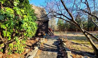 196 Angell Rd 1, Lincoln, RI 02865