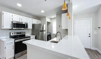 665 YOUNGSTOWN Pkwy 264, Altamonte Springs, FL 32714