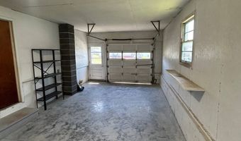 13 Chopin Pkwy, Amsterdam, NY 12010