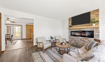 13294 212th Ave, Anamosa, IA 52205