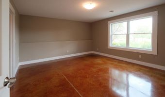 103 Andrews Ct, Alton, IA 51003