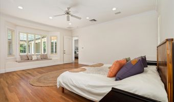 626 W Hind Dr, Honolulu, HI 96821