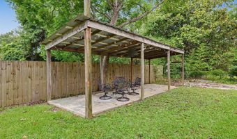 506 Esplanade Ave, Bay St. Louis, MS 39520