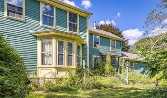 60 Chaplin St, Chaplin, CT 06235