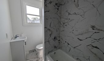 1009 N Michigan Ave, Atlantic City, NJ 08401