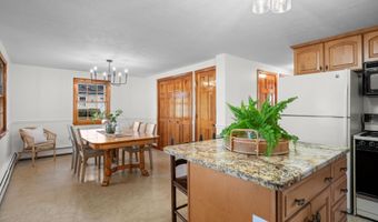 7 George St, Barnstable, MA 02630