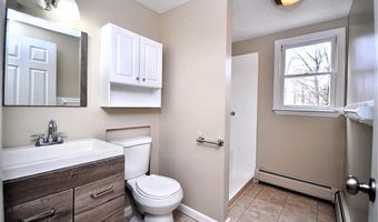 40 Mark St, Bristol, CT 06010