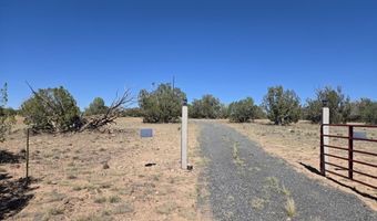 13 W Couchman Trl, Ash Fork, AZ 86320