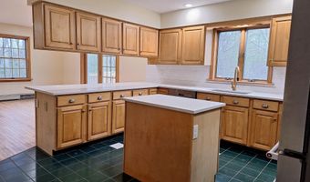 20 Brandywine Cir, Auburn, ME 04210