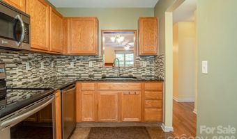 515 Carrington Pl 515, Arden, NC 28704