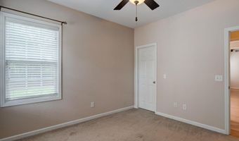 13 MAIDEN Ct, Camden, SC 29020