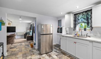 113 W Inwood St, Bethune, SC 29009