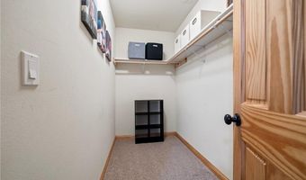 4201 Rue De Frenchman NE, Alexandria, MN 56308