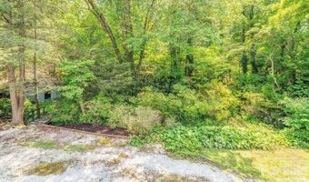 47 Bell Rd, Asheville, NC 28805