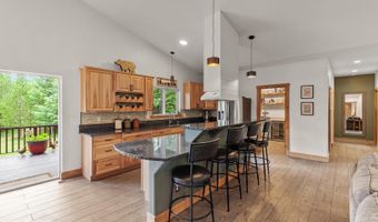 32055 N Konikson Ln, Athol, ID 83801
