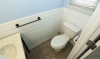 60 County Rd 21, Aberdeen, NJ 07721