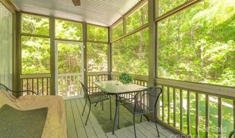 14 Shelton Branch Rd, Barnardsville, NC 28709