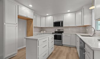 3529 N CHAPPELL Dr, Appleton, WI 54914