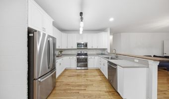 80 Skytop Rd, Andover, NJ 07860