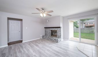 357 Novara Dr, Ballwin, MO 63021