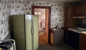 27 Dexter St, Bangor, ME 04401