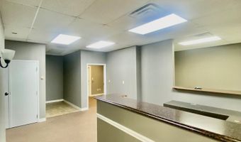 2318 Pass Rd 7a, Biloxi, MS 39531