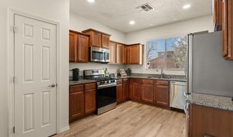 501 Whitten Trl SW, Albuquerque, NM 87105