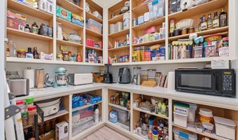 685 Raymond Rd, Arapahoe, NC 28510