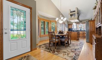 2751 Rivers Bluff Ln, Anoka, MN 55303
