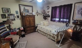 1010 S Main St, Aberdeen, SD 57401
