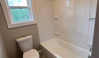 2318 N Lakeview Dr, Austin, IN 47102