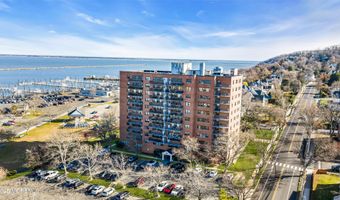 10 Ocean Blvd 4D, Atlantic Highlands, NJ 07716