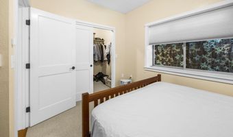 1245 Iowa St, Ashland, OR 97520