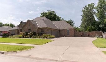 7908 NW 48th St, Bethany, OK 73008
