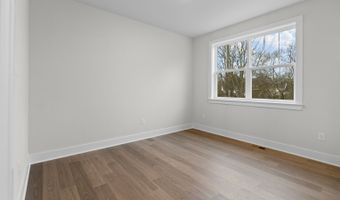 8281 Colling Manor Ct, Alexandria, VA 22308