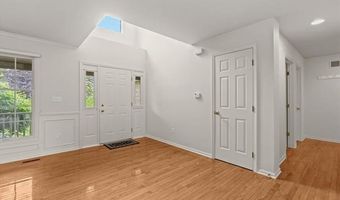 4870 LYTHAM Ln, Ann Arbor, MI 48103
