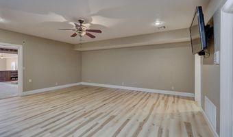 2625 Gaineswood Ave, Baxter Springs, KS 66713