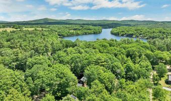 8 New London Dr, Barnstead, NH 03225