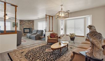 21291 Ramona, Apple Valley, CA 92307