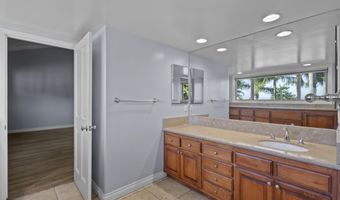 590 Alosta Dr, Camarillo, CA 93010