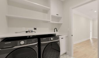 9512 FOREST Rd, Bethesda, MD 20814