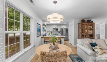 19 Willowick Dr, Asheville, NC 28803