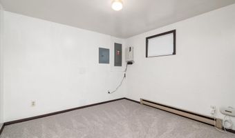 2005 LELAND Ave, Baltimore, MD 21220