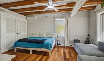 223 Mookua St, Kailua, HI 96734