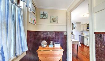 119 Alfred Drowne Rd, Barrington, RI 02806
