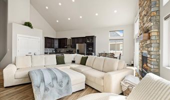2200 LEDOUX Dr, Cheyenne, WY 82007