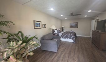 1902 Mountain Shadow Dr, Carlsbad, NM 88220